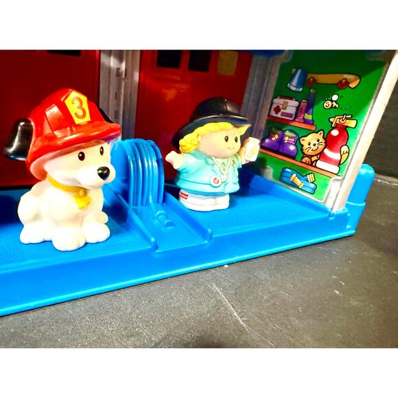 Fisher-Price Little People Fun Sounds Rescue fire truck ambulance 2 figures Dog - Picture 6 of 6